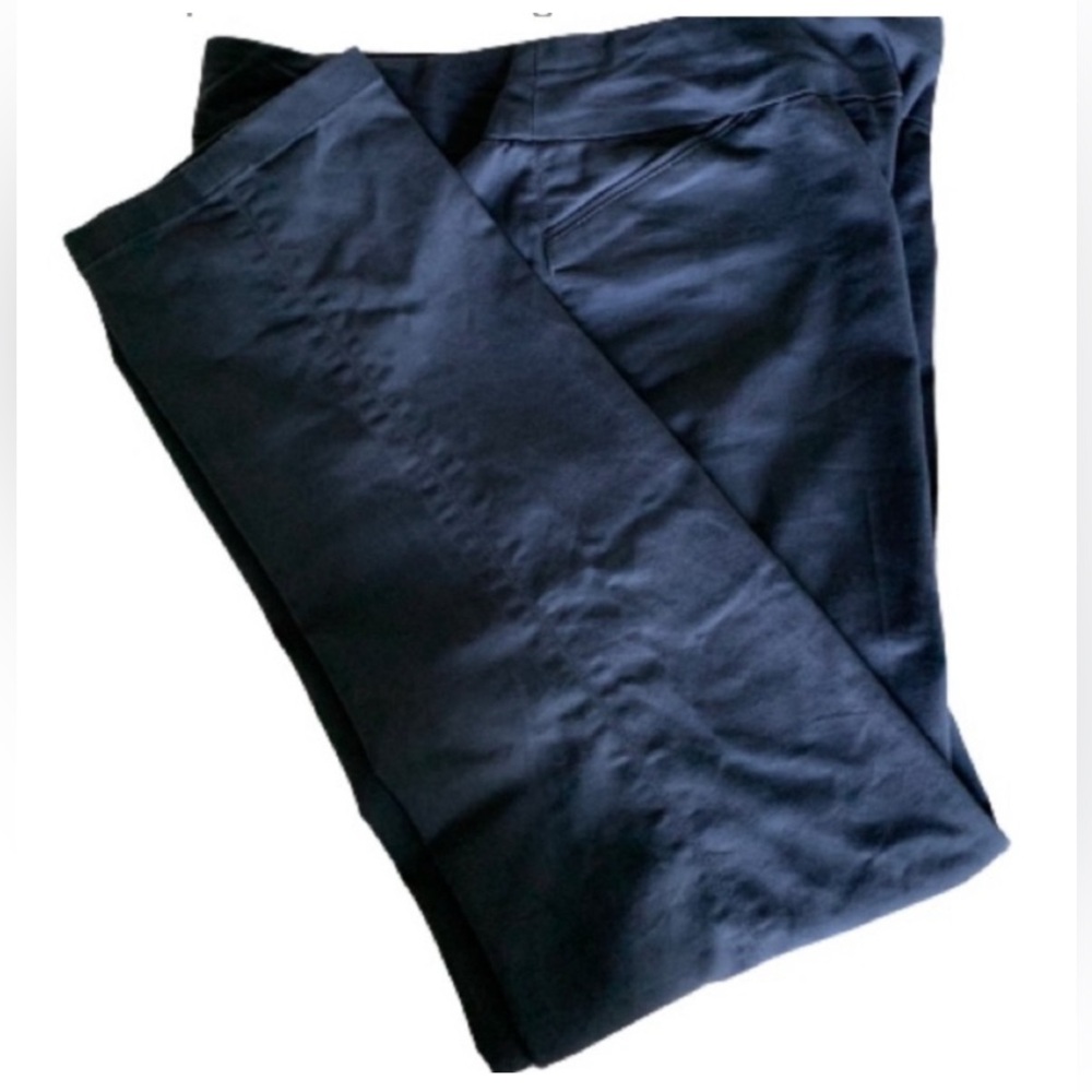 CROFT & BARROW Pant The Effortless Stretch Gray Pull On Women’s Size 12 LIKE NEW - Picture 3 of 15